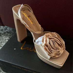 NIB Lulus formal heels